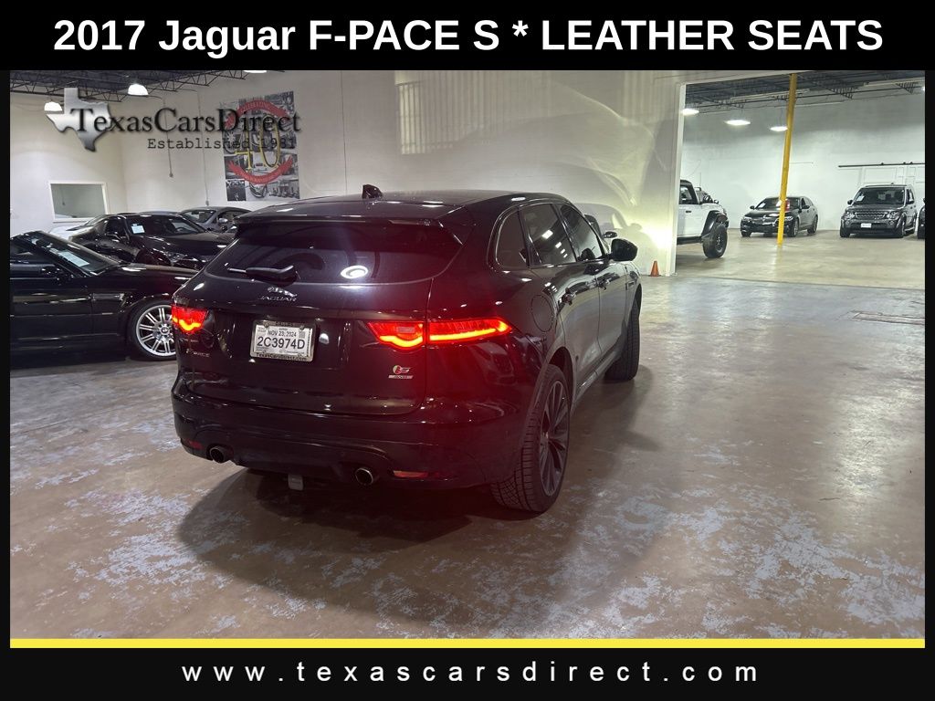 2017 Jaguar F-PACE S 13