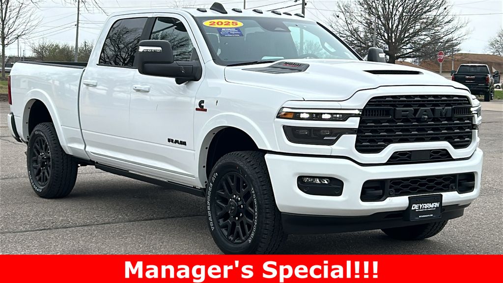 2025 RAM 2500 Limited Crew Cab 4WD