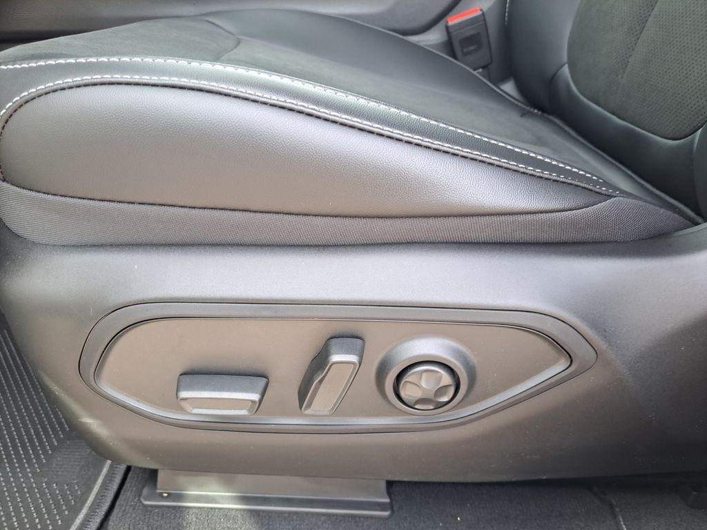 New Car 2025 Jeep Grand Cherokee  Altitude X For Sale Under $40,000 In Austin, Texas