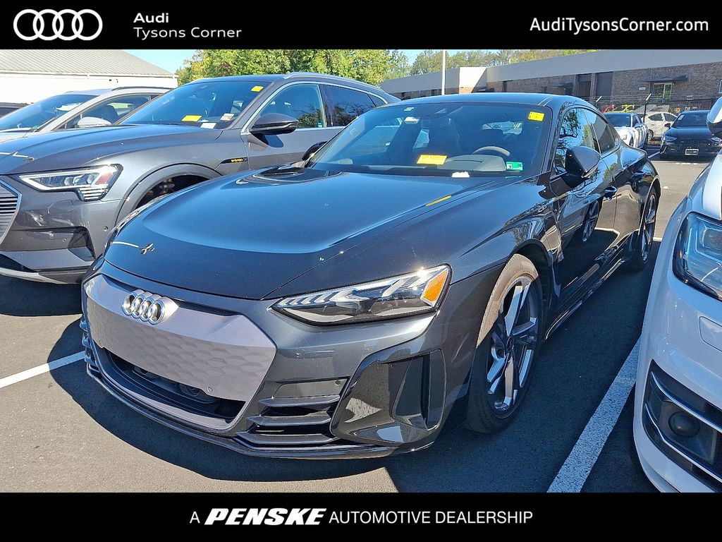2022 Audi e-tron GT Premium Plus -
                  Vienna, VA