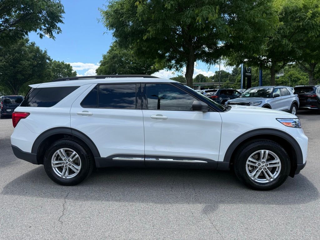 Used 2020 White Ford XLT image 5