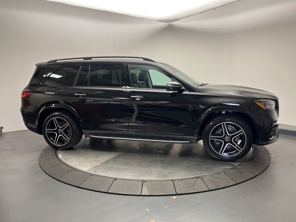 Thumbnail: 2026 Mercedes-Benz GLS - 8