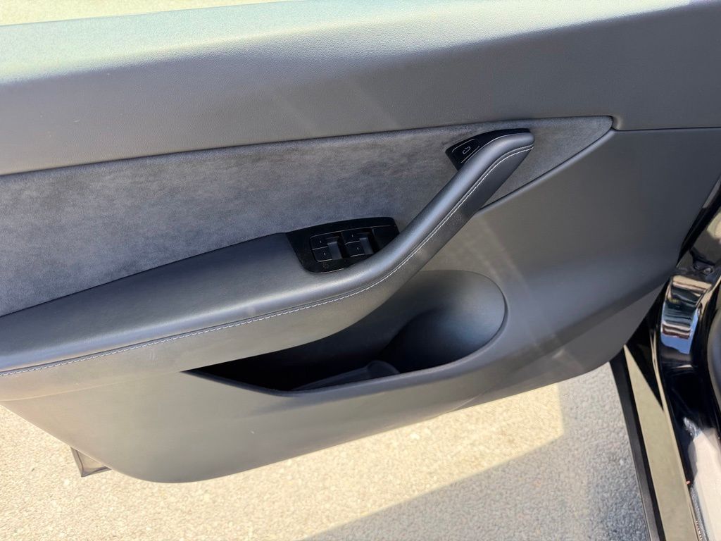Used 2021 Tesla Model Y SUV