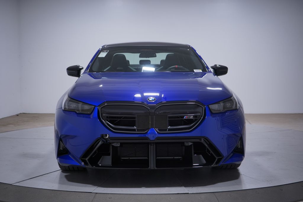 Thumbnail: 2026 BMW M5 - 4