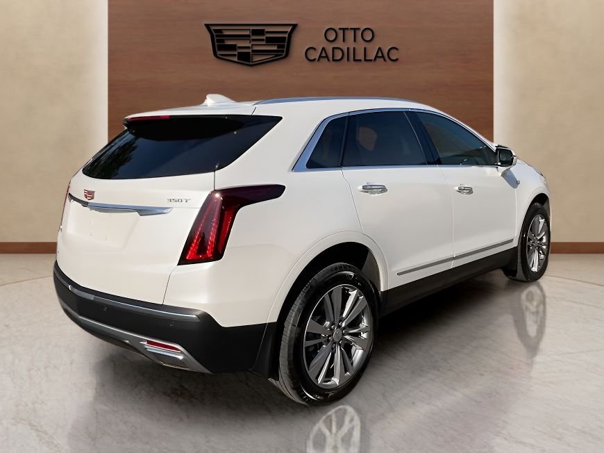 used 2024 Cadillac XT5 car, priced at $42,700