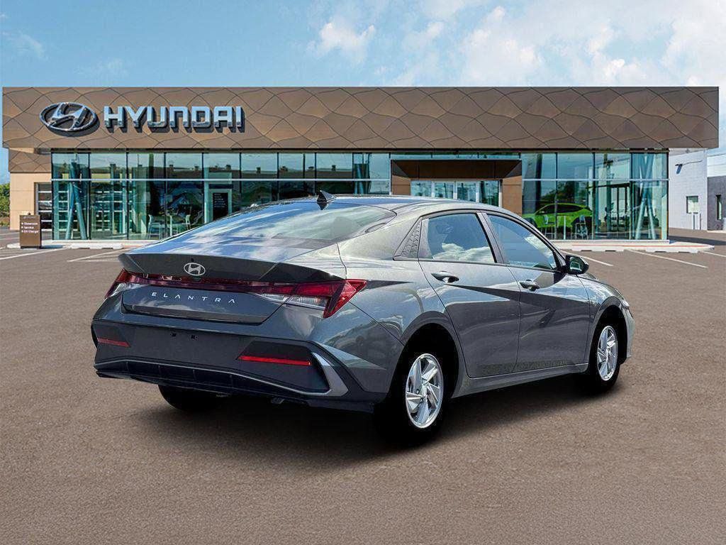 New 2026 Gray Hyundai SE image 7