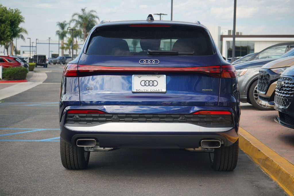 Thumbnail: 2025 Audi Q5 - 4