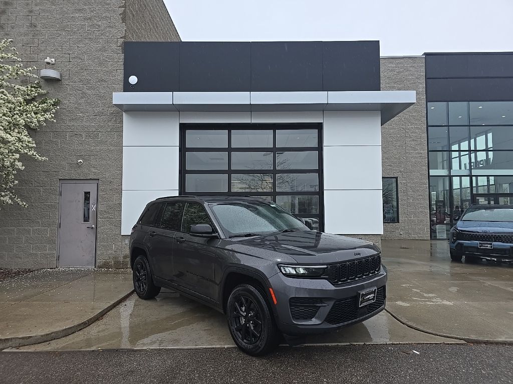 Baltic Gray Metallic Clearcoat 2024 Jeep Grand Cherokee SUV / Crossover Four-Wheel Drive 8-Speed Automatic