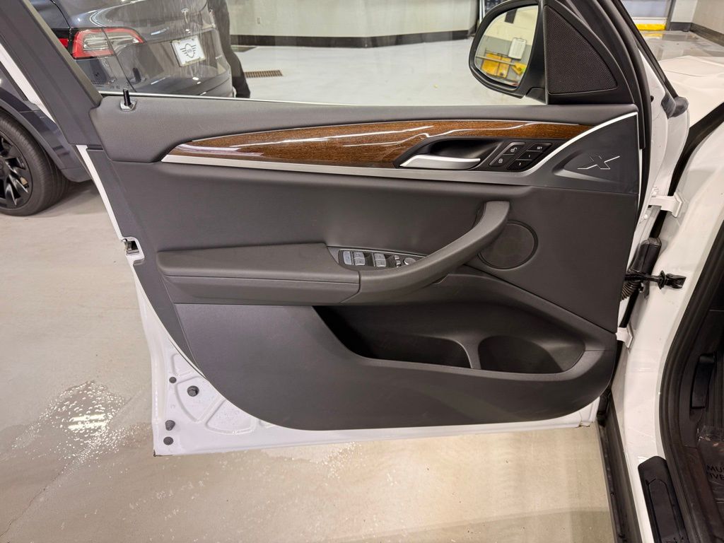 Thumbnail: 2024 BMW X3 - 10