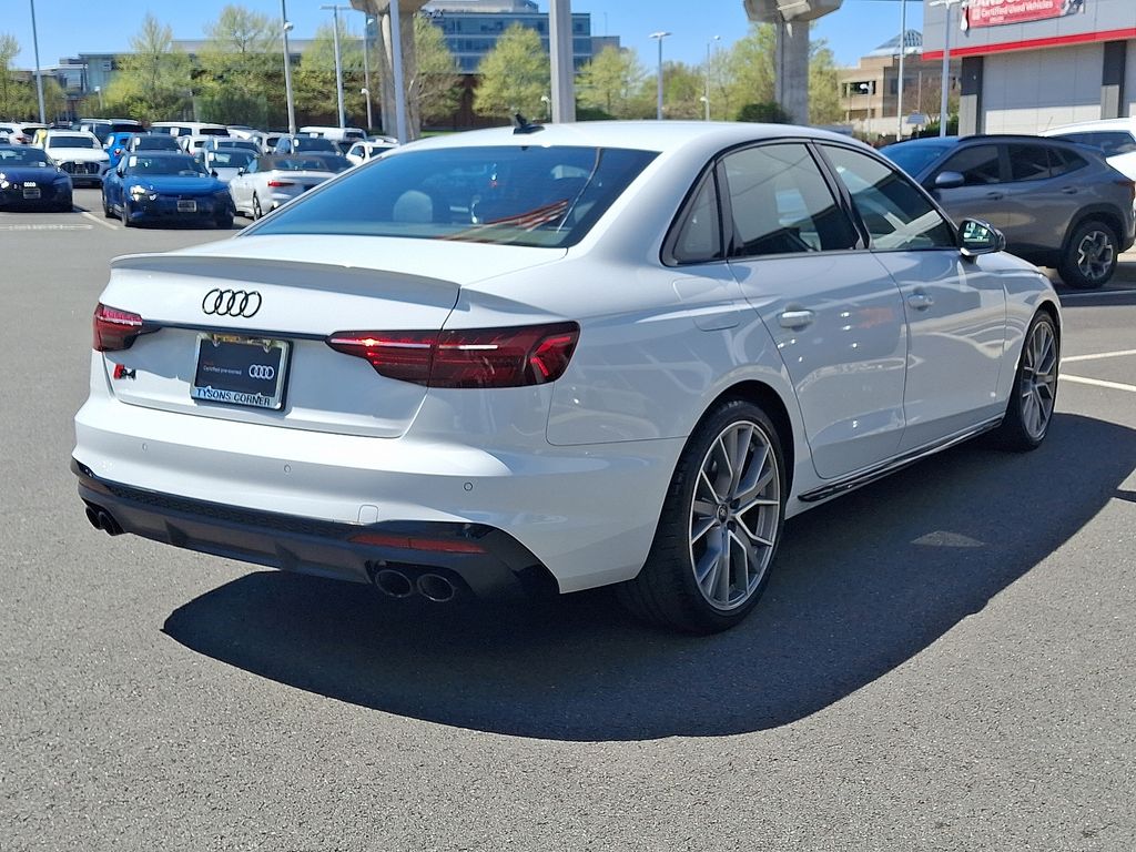 Thumbnail: 2023 Audi S4 - 4