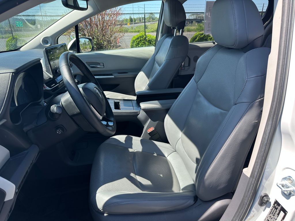 2021 Toyota Sienna Limited