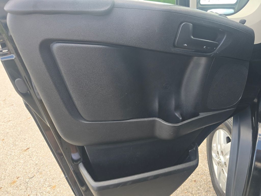 Used 2018 Black Ram High Roof image 18