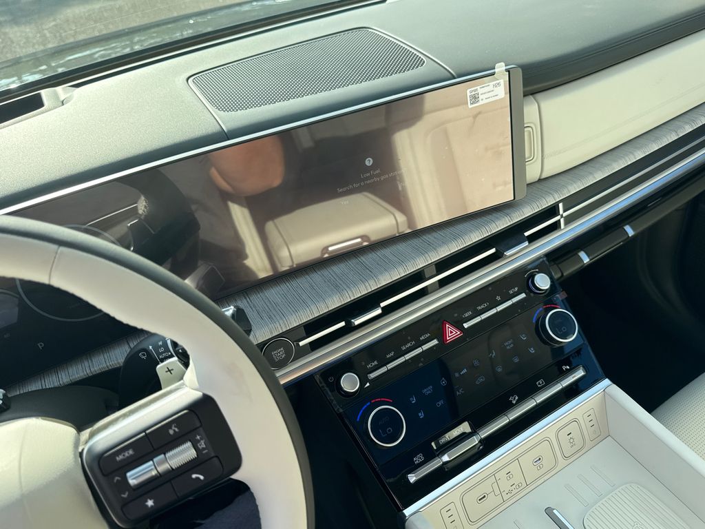 2025 Hyundai Santa Fe Calligraphy photo 18
