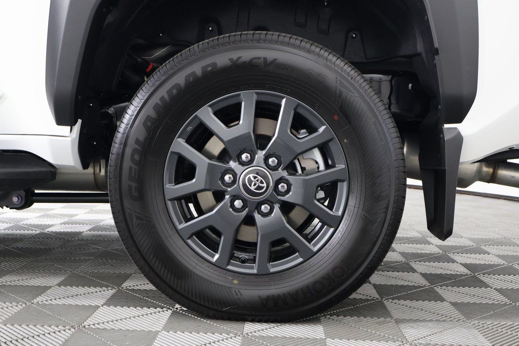 Thumbnail: 2025 Toyota 4Runner - 17