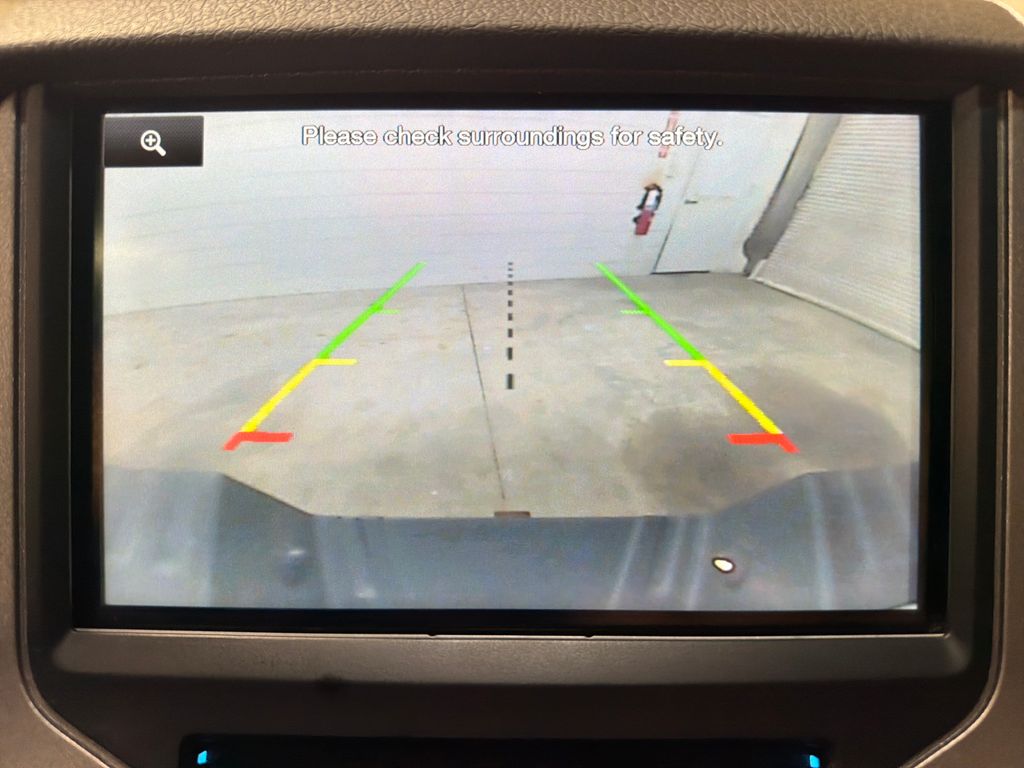 Used 2016  Ford Lariat image 23