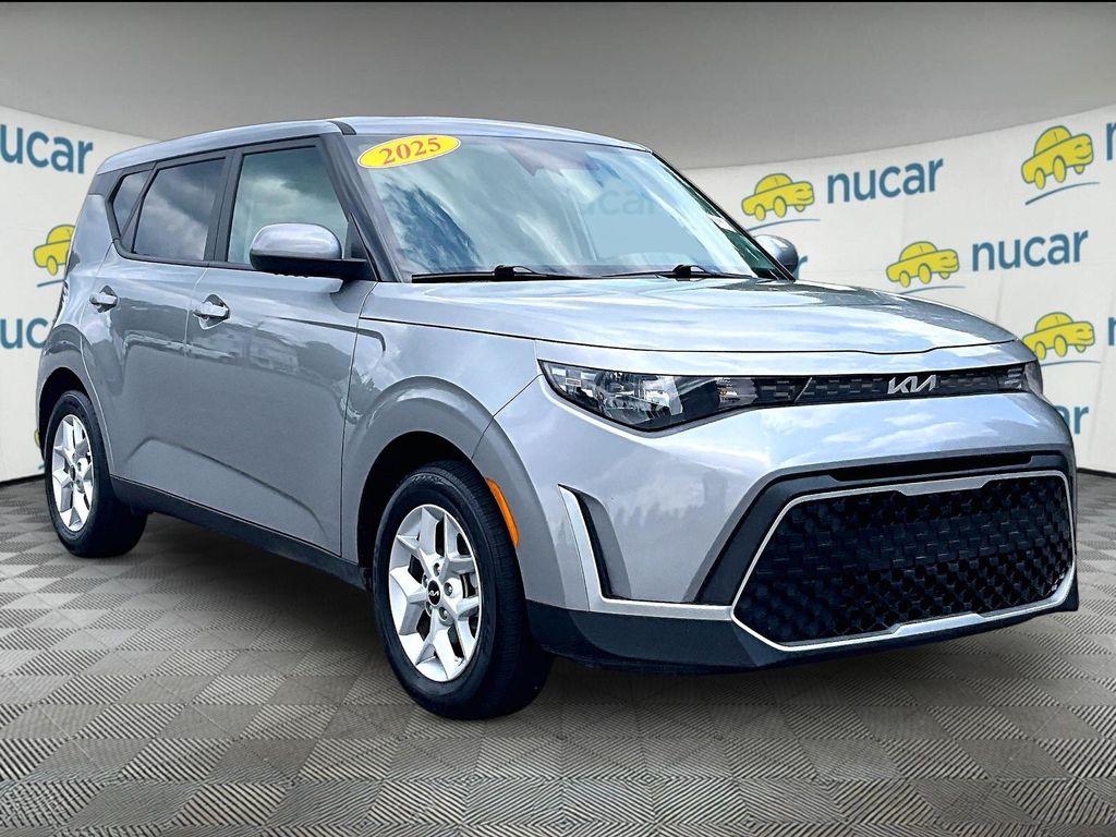 Steel Gray 2025 Kia Soul SUV / Crossover Front-Wheel Drive Continuously Variable Transmission