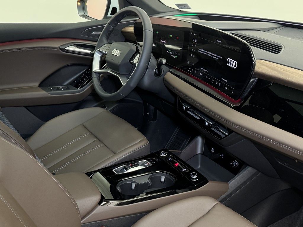 2025 Audi e-tron Premium 17