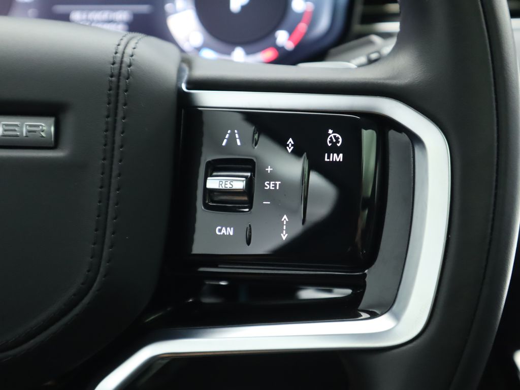 Thumbnail: 2023 Land Rover Range Rover Sport - 12