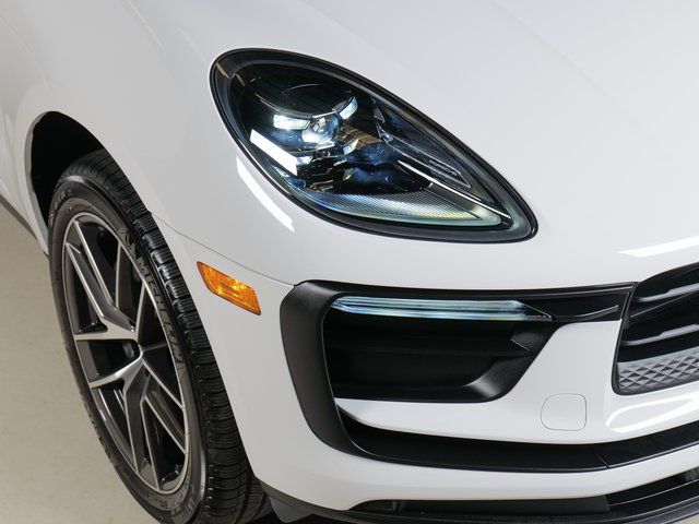 Certified Used 2026 White Porsche 2.0L I4 Turbo image 33