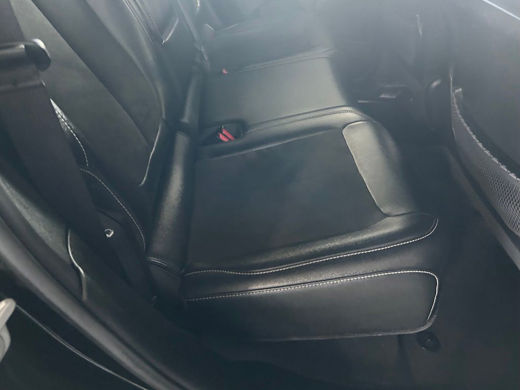 Used 2023 Diamond Black Crystal Pearlcoat Jeep Altitude image 40
