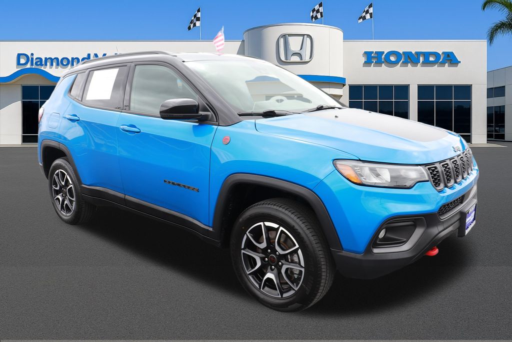 Hydro Blue Pearlcoat 2025 Jeep Compass SUV / Crossover Four-Wheel Drive 8-Speed Automatic