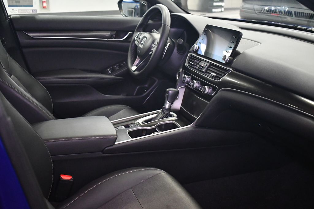 Thumbnail: 2022 Honda Accord - 31