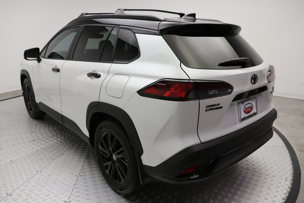 Thumbnail: 2025 Toyota Corolla Cross - 11