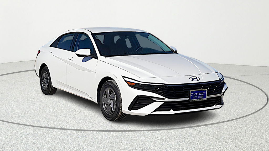 Serenity White Pearl 2026 Hyundai Elantra Sedan Front-Wheel Drive Continuously Variable Transmission