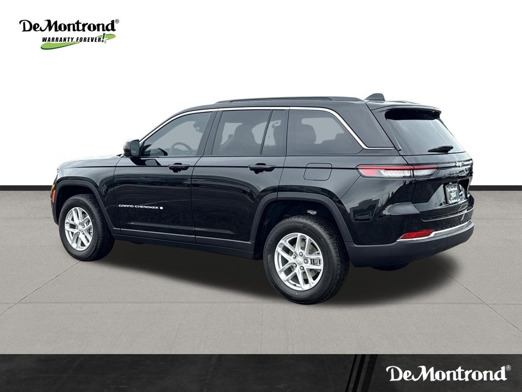 2026 Jeep Grand Cherokee Laredo - 6