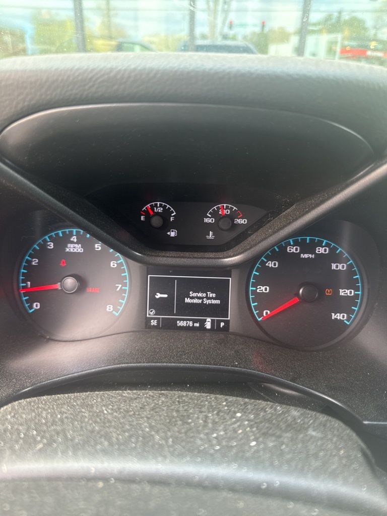 View vehicle photo 5