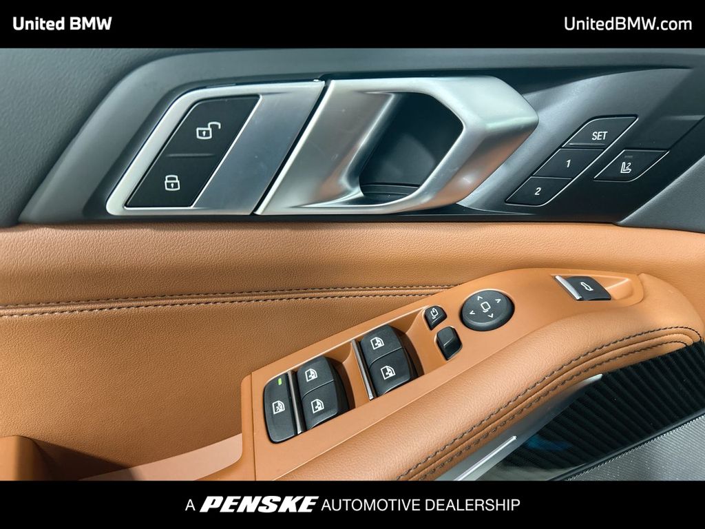 Thumbnail: 2026 BMW X5 - 11