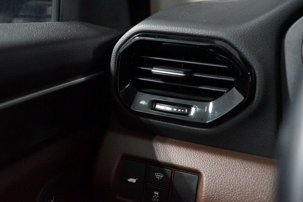 Thumbnail: 2023 Honda Pilot - 26