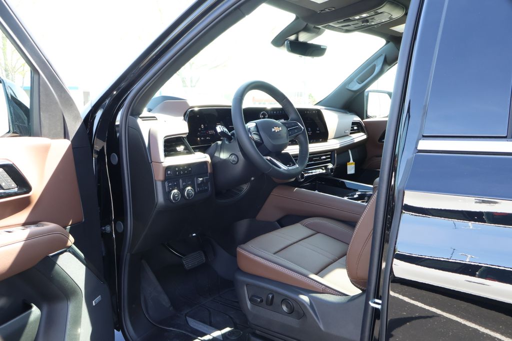 2025 Chevrolet Tahoe High Country 12