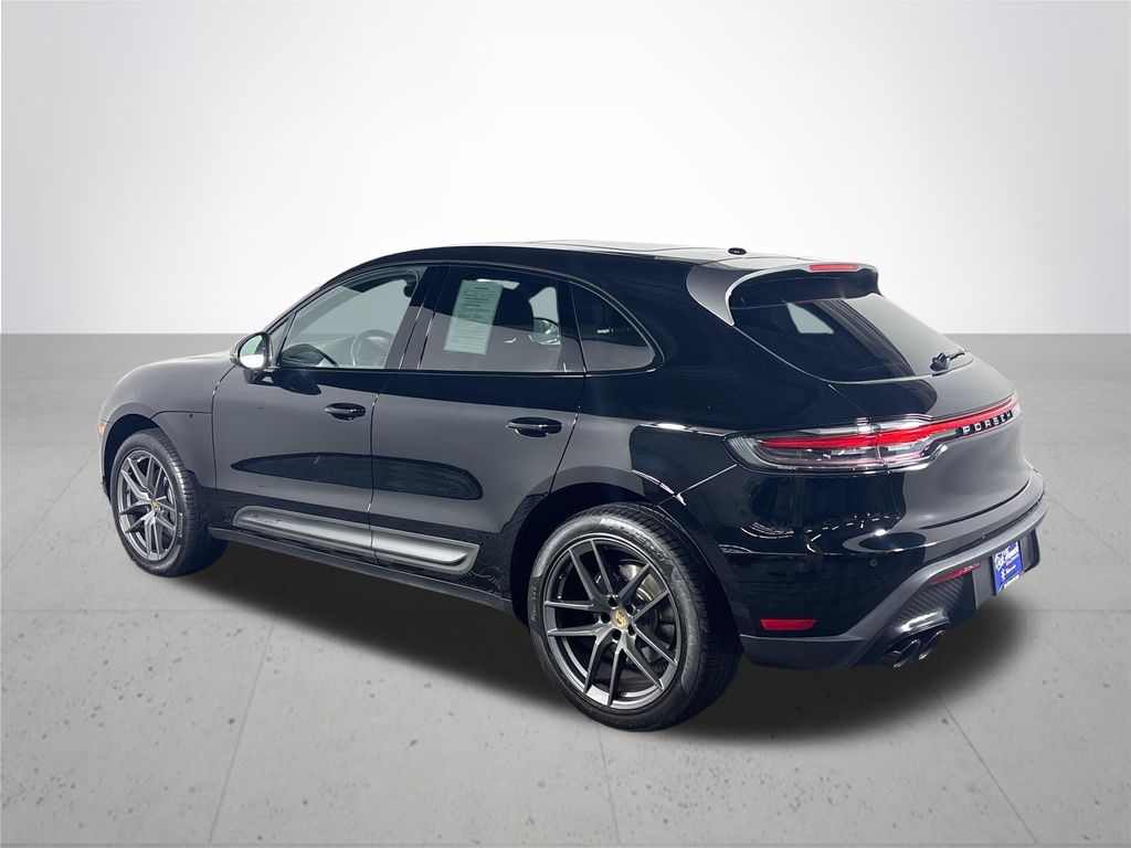 2024 Porsche Macan T