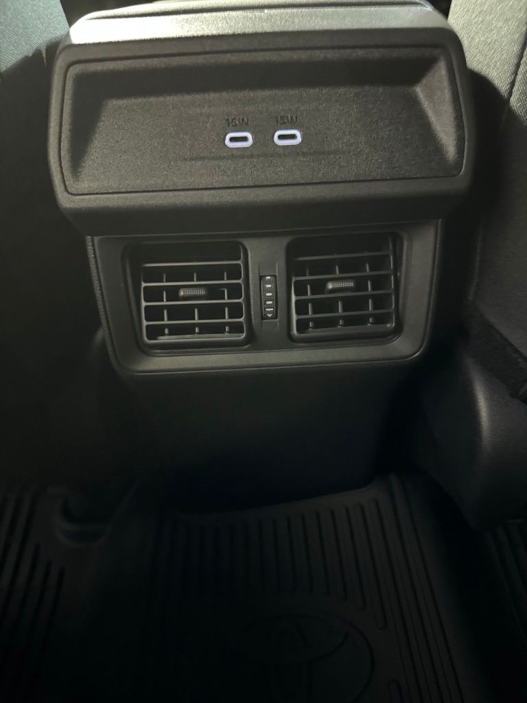 Thumbnail: 2026 Toyota RAV4 - 31