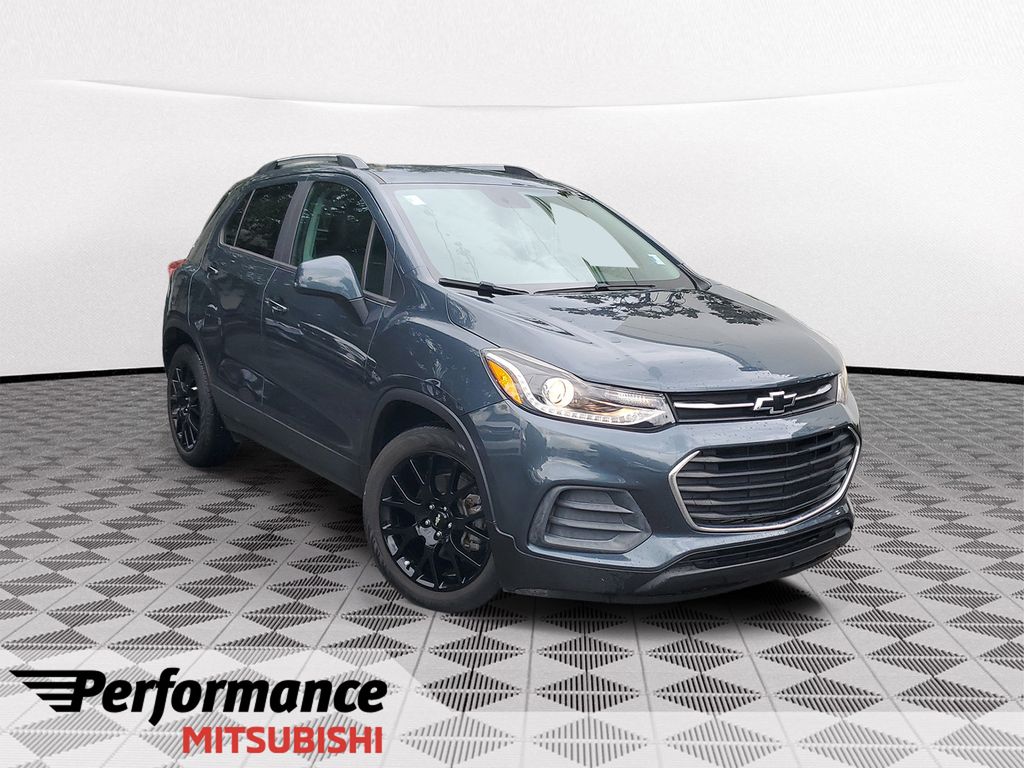 Shadow Gray Metallic 2022 Chevrolet Trax SUV / Crossover Front-Wheel Drive 6-Speed Automatic