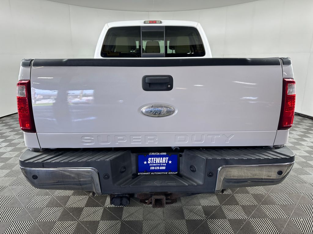 2012 Ford F-350 Super Duty Lariat - Image 4