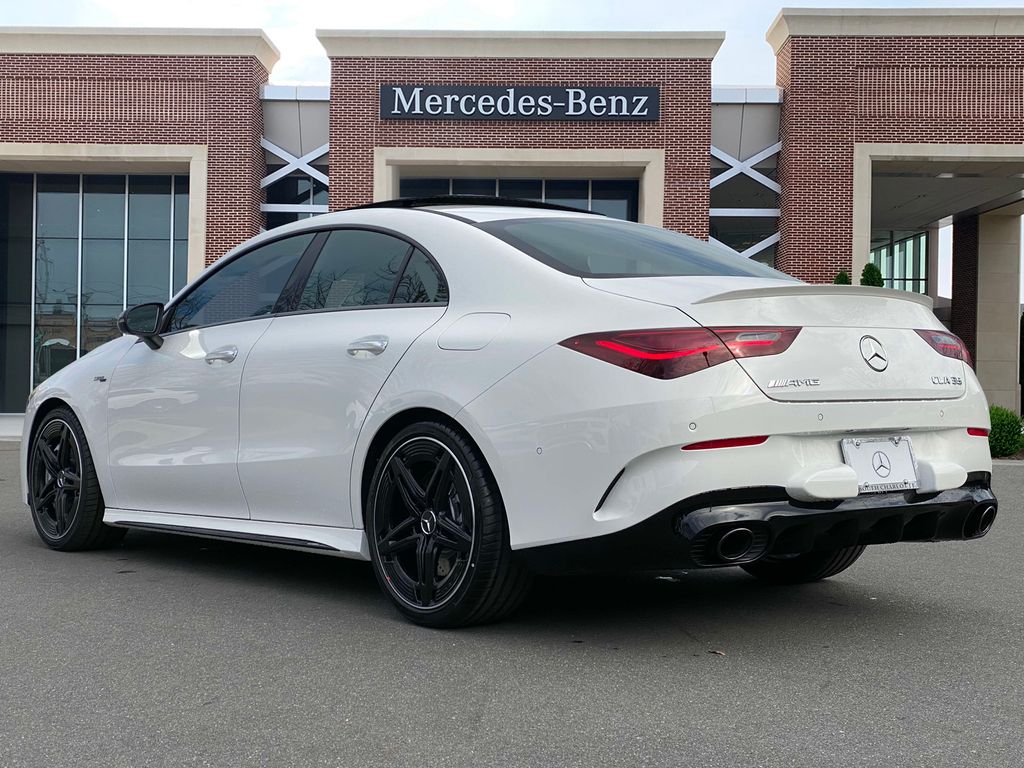 2025 Mercedes-Benz CLA 35 AMG 6