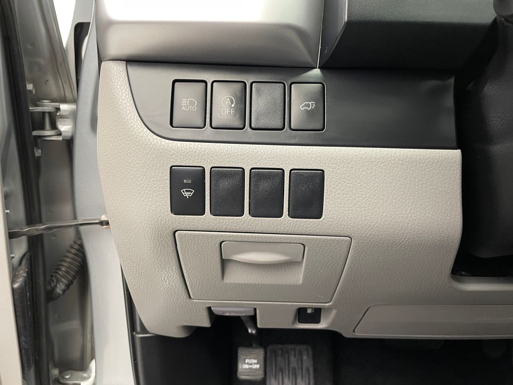 Thumbnail: 2019 Toyota Highlander - 20