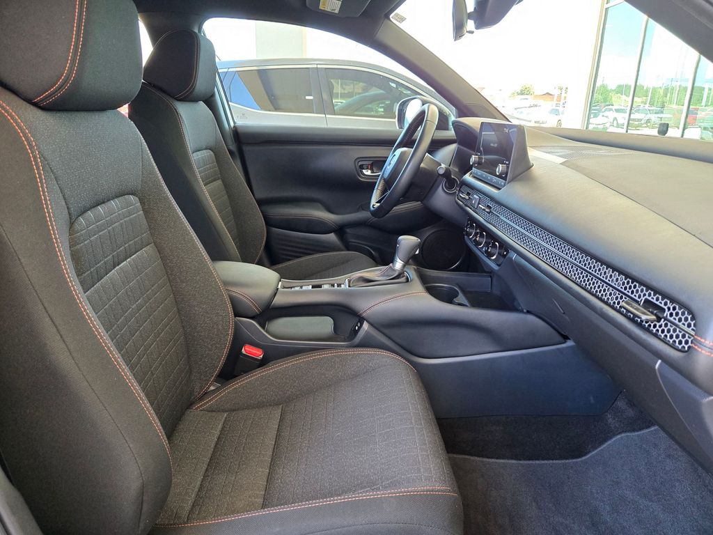 Used 2025 Honda HR-V SUV