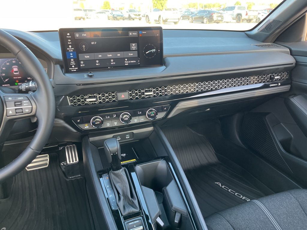 Thumbnail: 2025 Honda Accord - 9