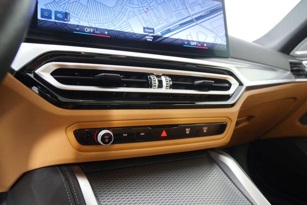 Thumbnail: 2024 BMW 4 Series - 26