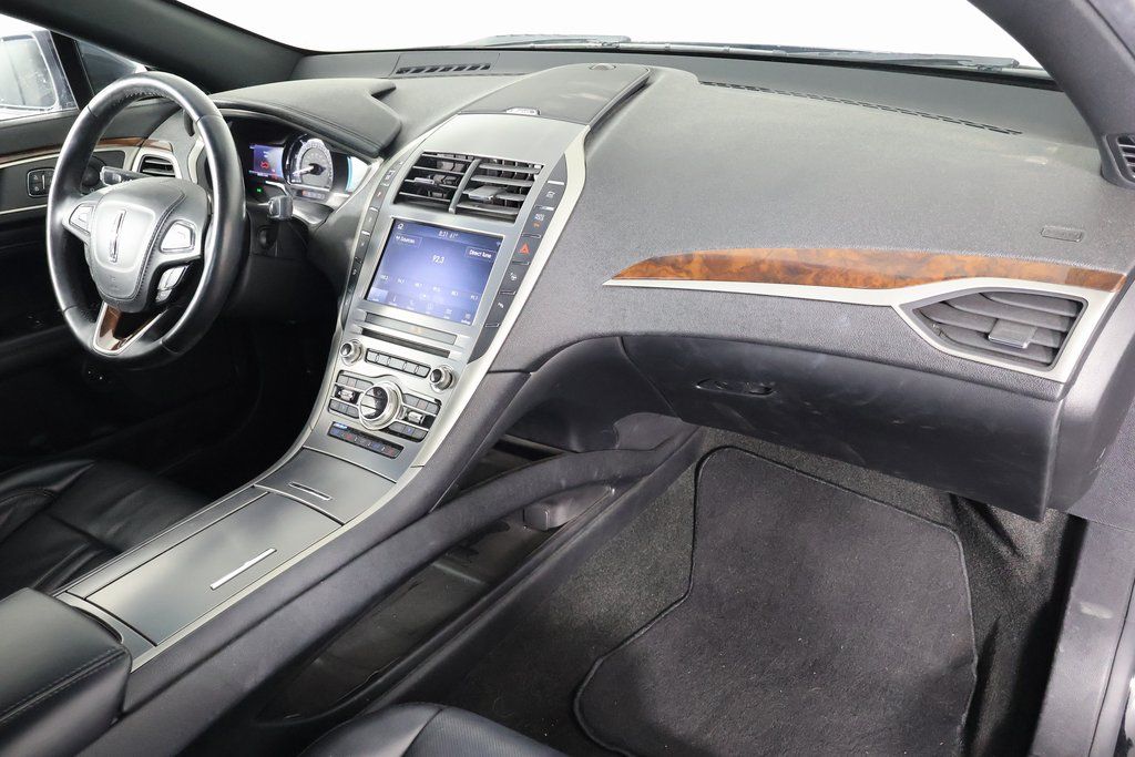Thumbnail: 2020 Lincoln MKZ - 7