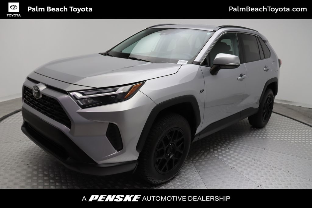 2022 Toyota RAV4 XLE -
                West Palm Beach, FL