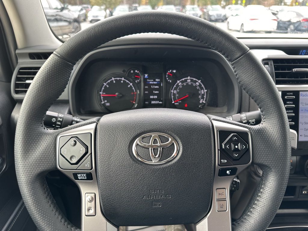 2024 Toyota 4Runner SR5 38