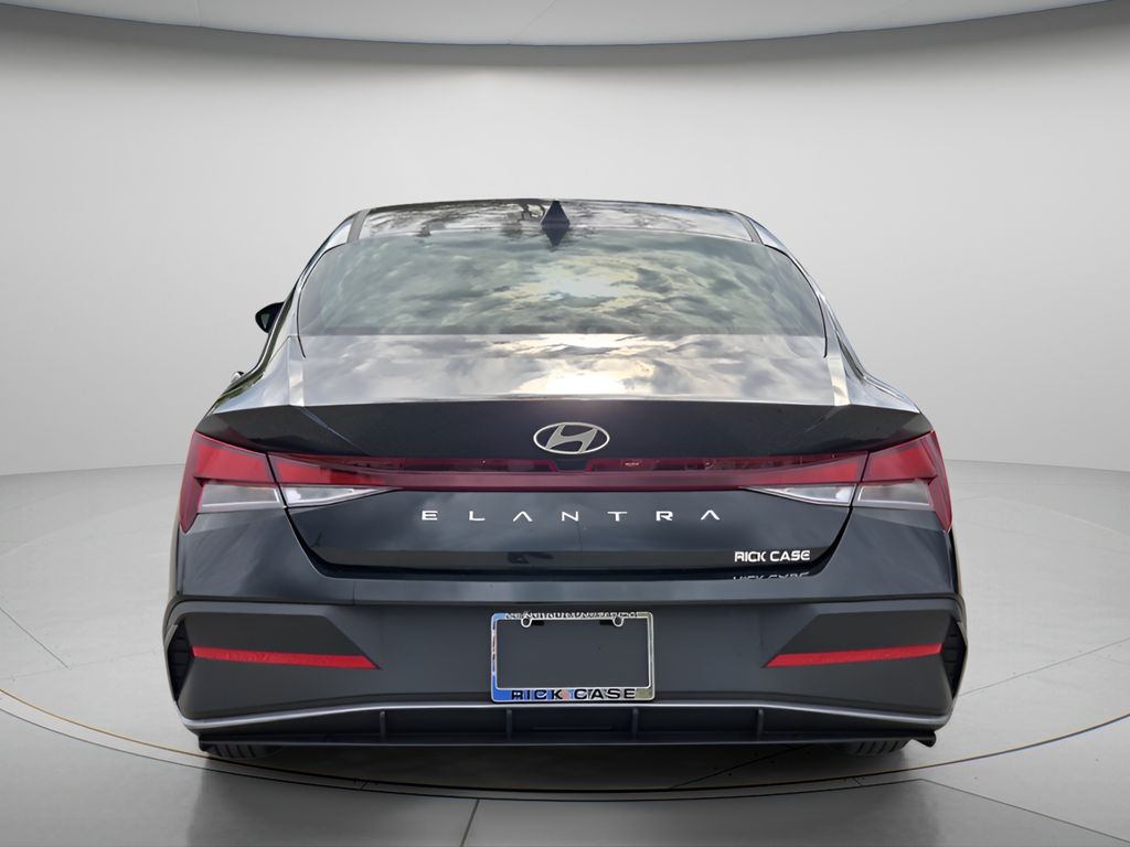 2026 Hyundai Elantra - $22,110