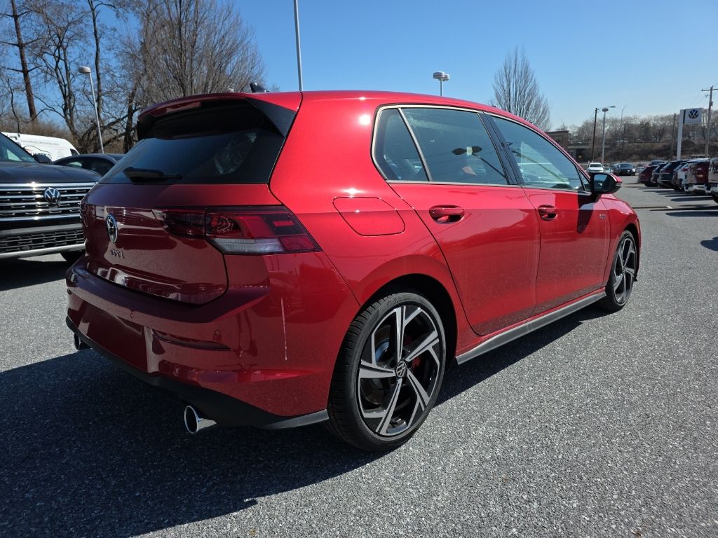 2026 Volkswagen Golf GTI 2.0T SE - 4