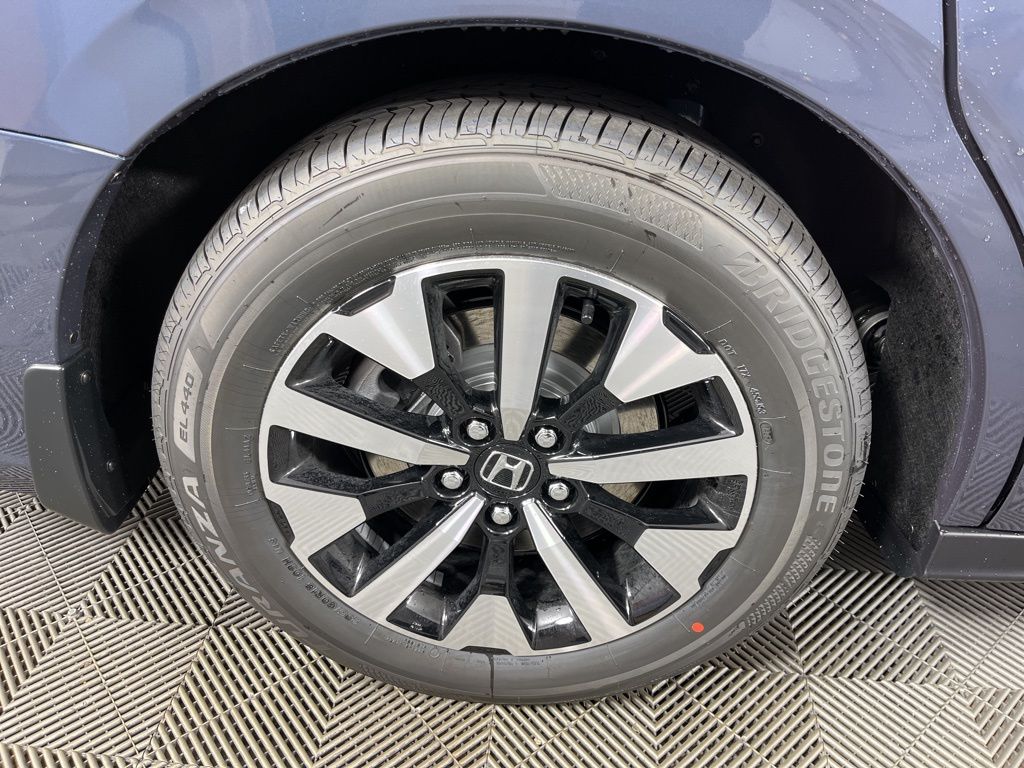 2025 Honda Odyssey EX-L 16