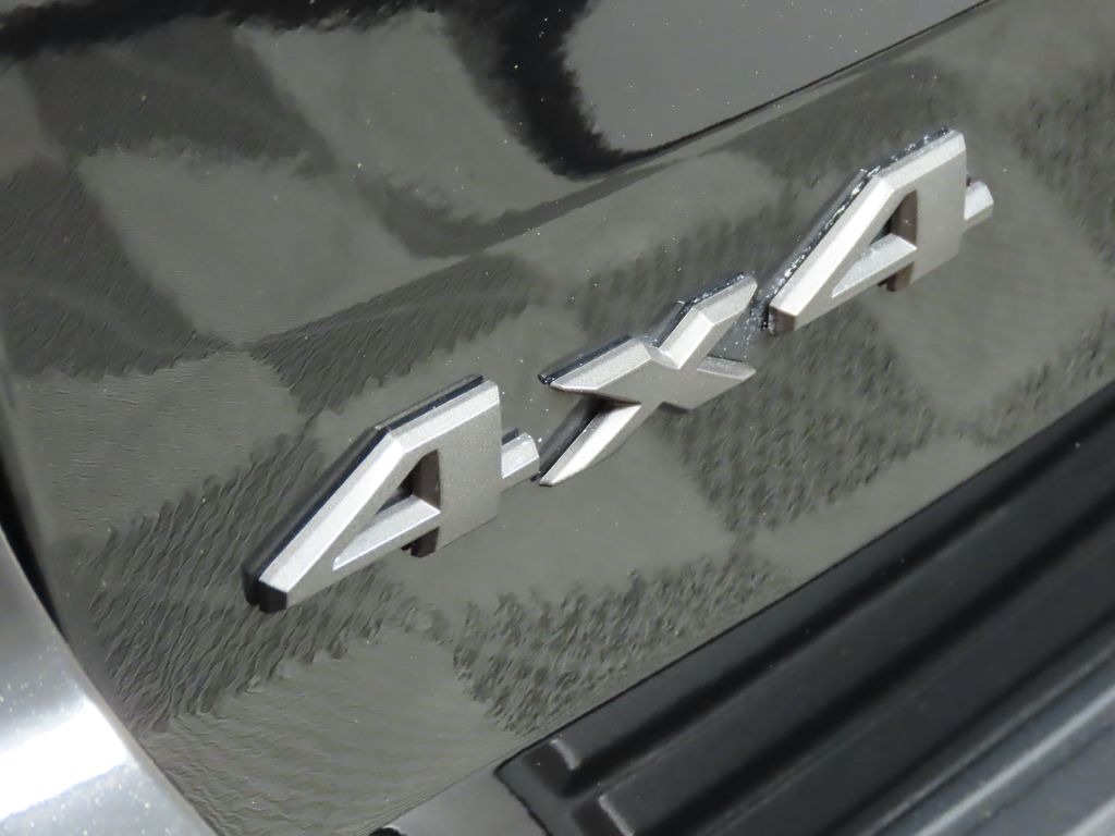 Thumbnail: 2020 Jeep Grand Cherokee - 11
