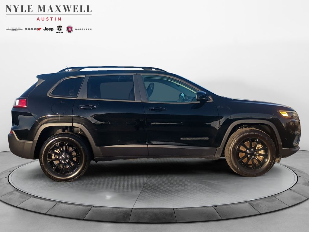 Used Car 2023 Jeep Cherokee  Altitude For Sale Under $25,000 In Austin, Texas